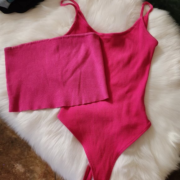 naked wardrobe Tops - Naked Wardrobe Rasberry Snatched Bodysuit and Tube Top Lot L M